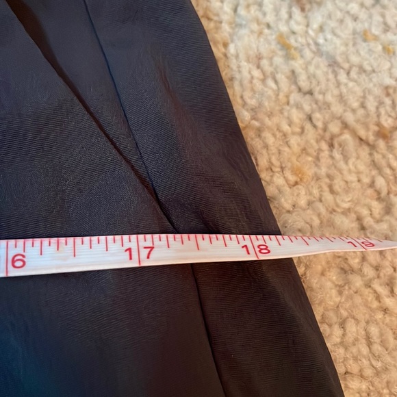 REI black Savanna Trail Pants Size 4 Petite. New With Tags! Stretchy & Light! - Picture 4 of 6